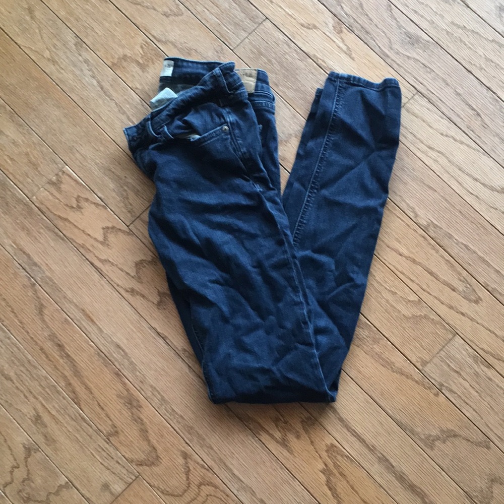 Hollister women’s/juniors skinny jeans